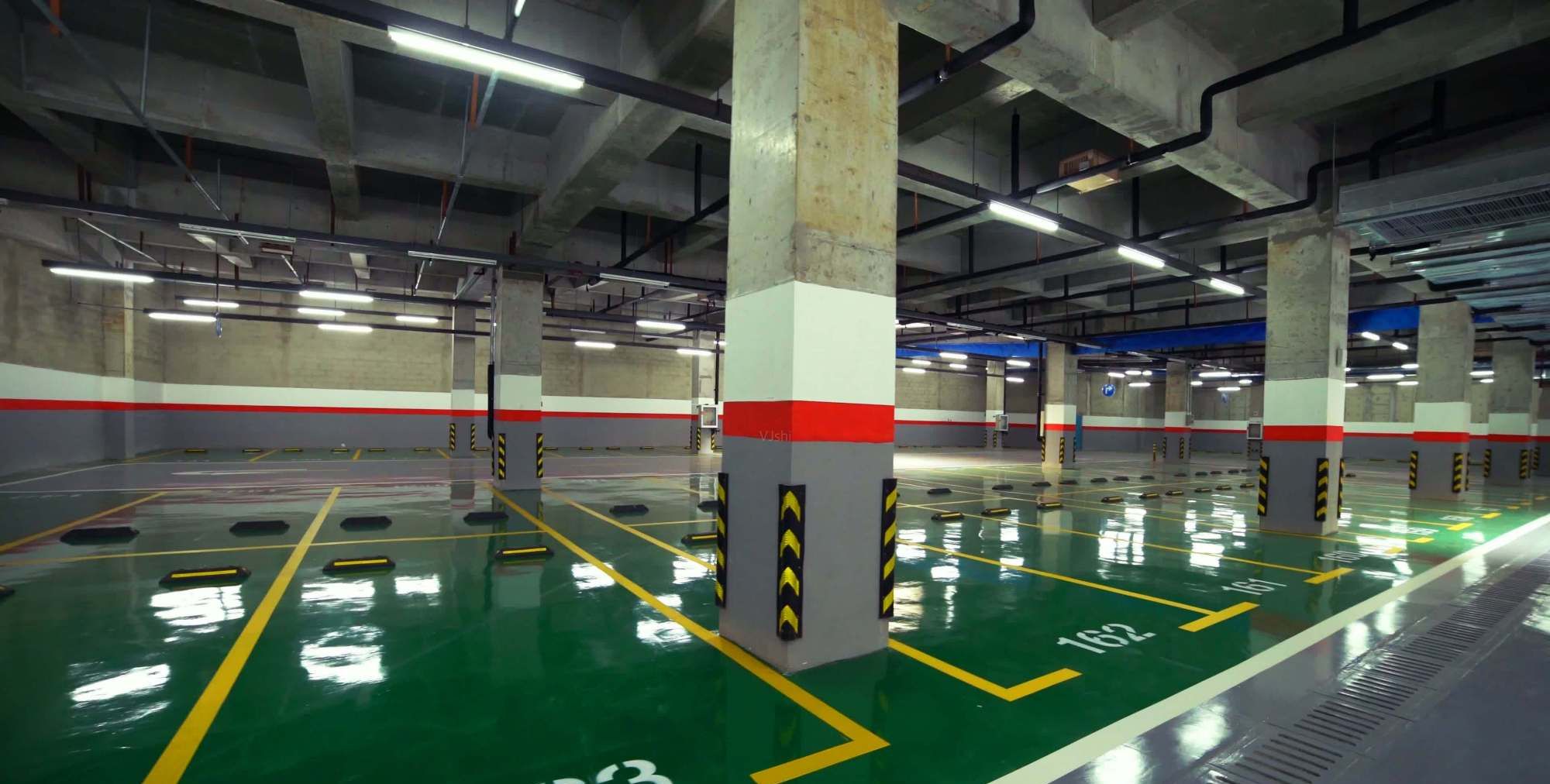 地下车位怎么选只是老司机还不够不多买几个车位根本体会不到