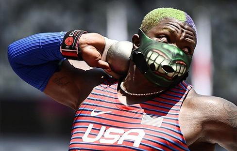 一名国际奥委会的发言人表示,他们正在"研究"桑德斯这个手势.