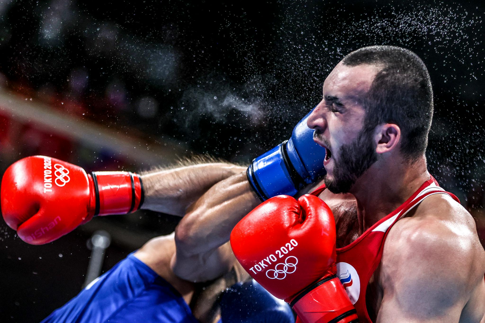 拳击—— 男子81-91公斤级半决赛赛况