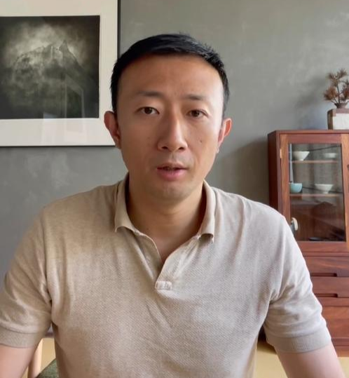 作家那多抗击疫情需要所有人的努力南京加油