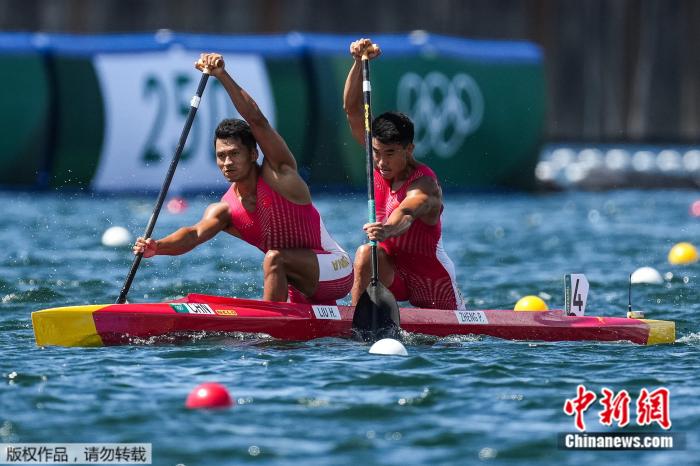 刘浩/郑鹏飞东京奥运男子1000米双人划艇摘银