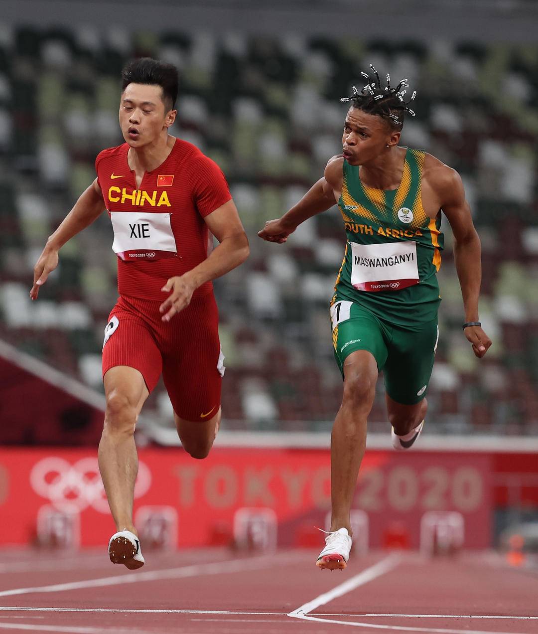 20秒34谢震业闯入200米半决赛中国第一人