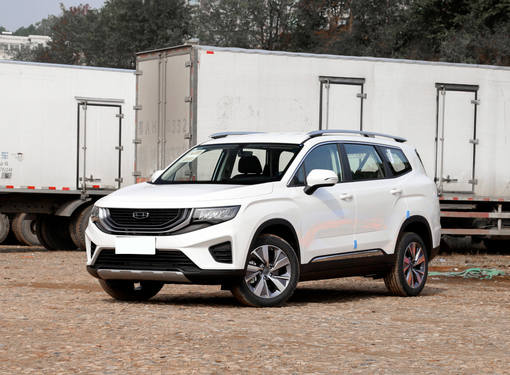 大七座suv吉利豪越,184马力 6at,空间媲美汉兰达,才10万多