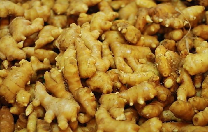 买生姜有讲究牢记3不买却有人常买错为了健康别再不懂