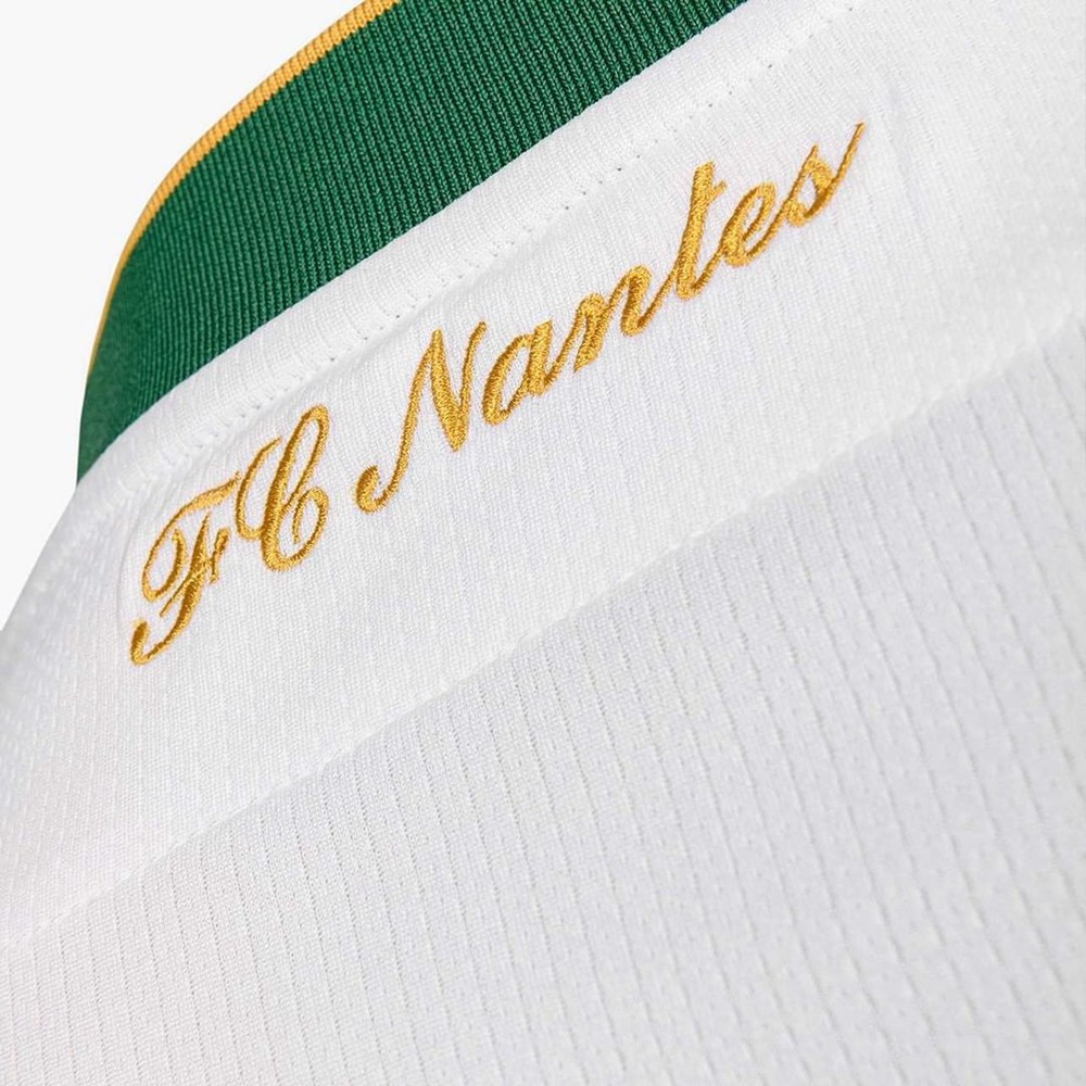 南特发布202122赛季客场球衣