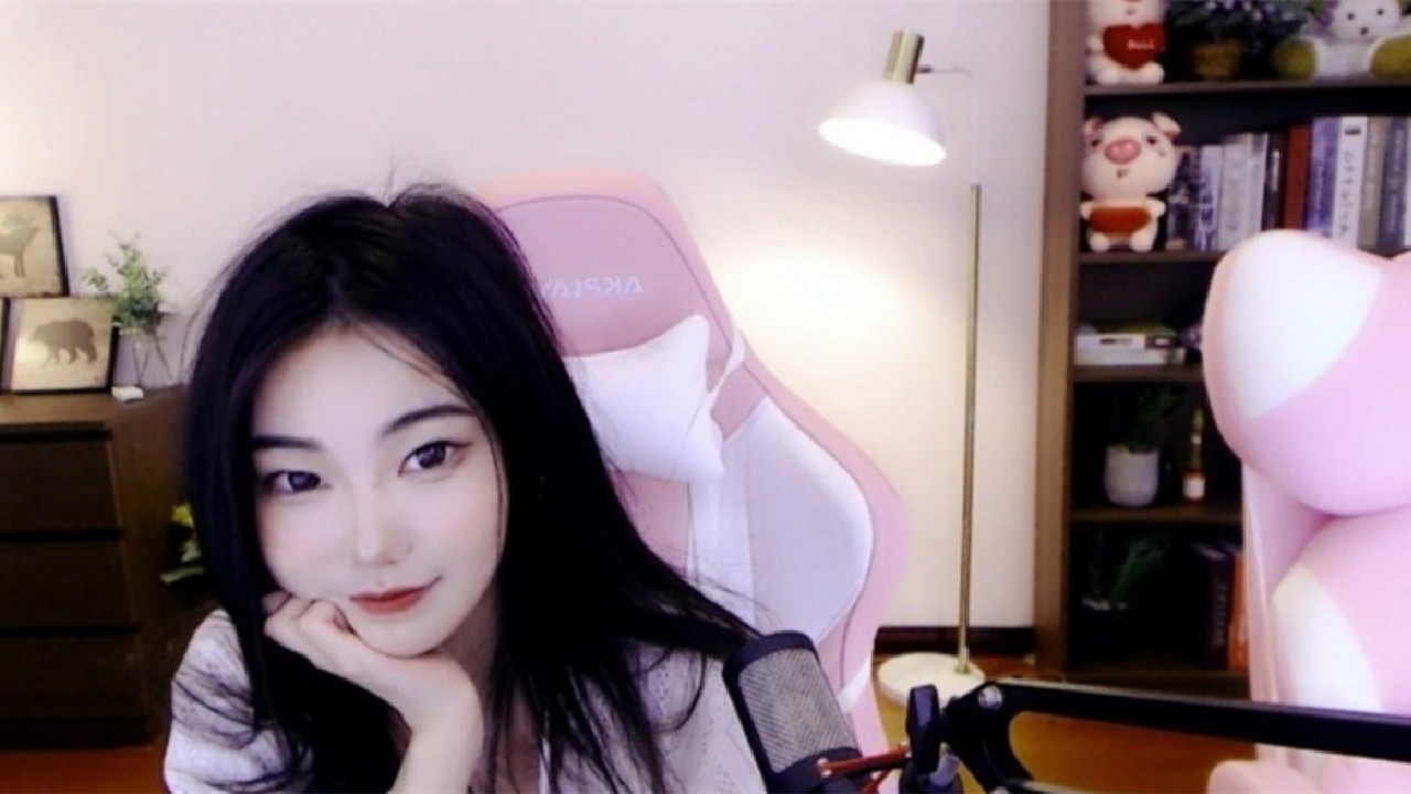 王者荣耀赖神蹭德华热度被骂后甜甜珂也和韩涵分了