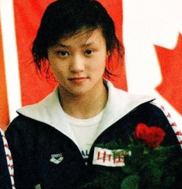 7年独孤求败,600分跳水女皇,22岁退役的高敏,现在怎么样了?