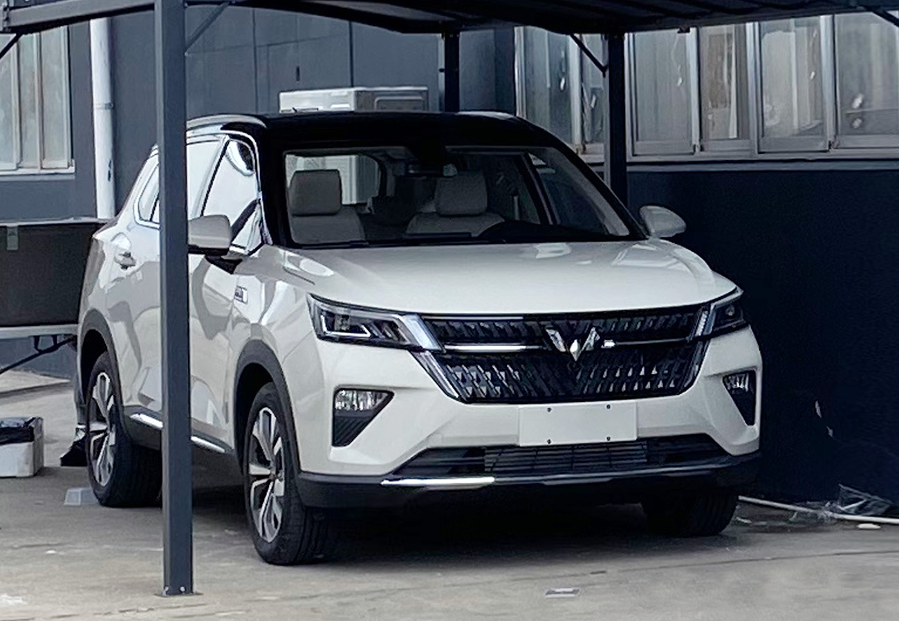 五菱银标首款suv星辰实车曝光,外观很年轻运动,内饰很上档次