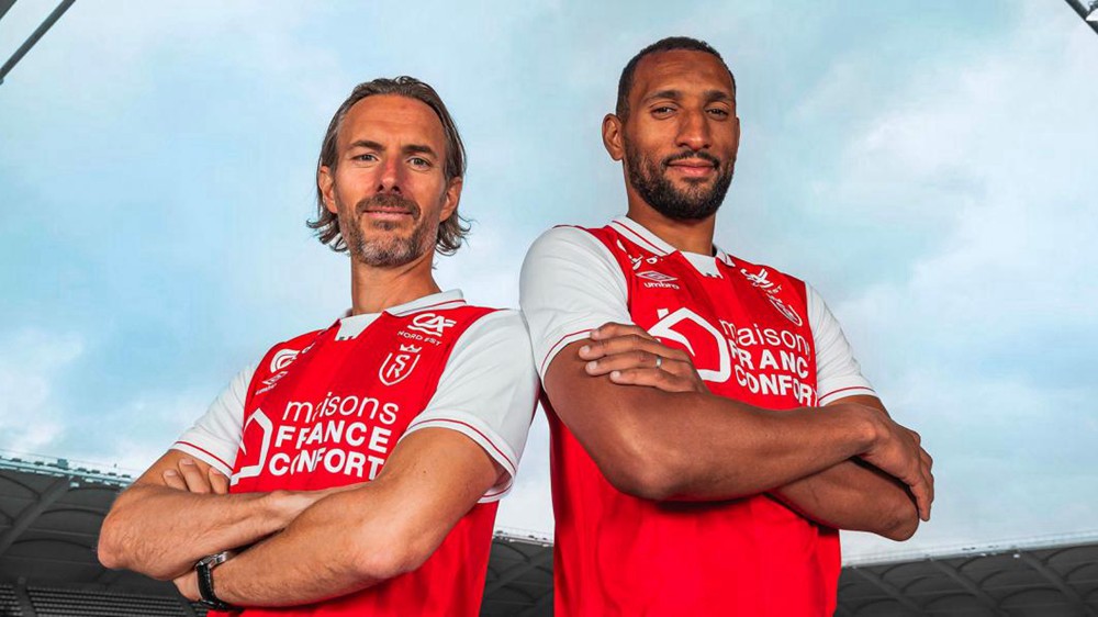 umbro发布兰斯2021/22赛季主客场球衣