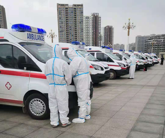 河北保定:负压救护车助力全市疫情防控