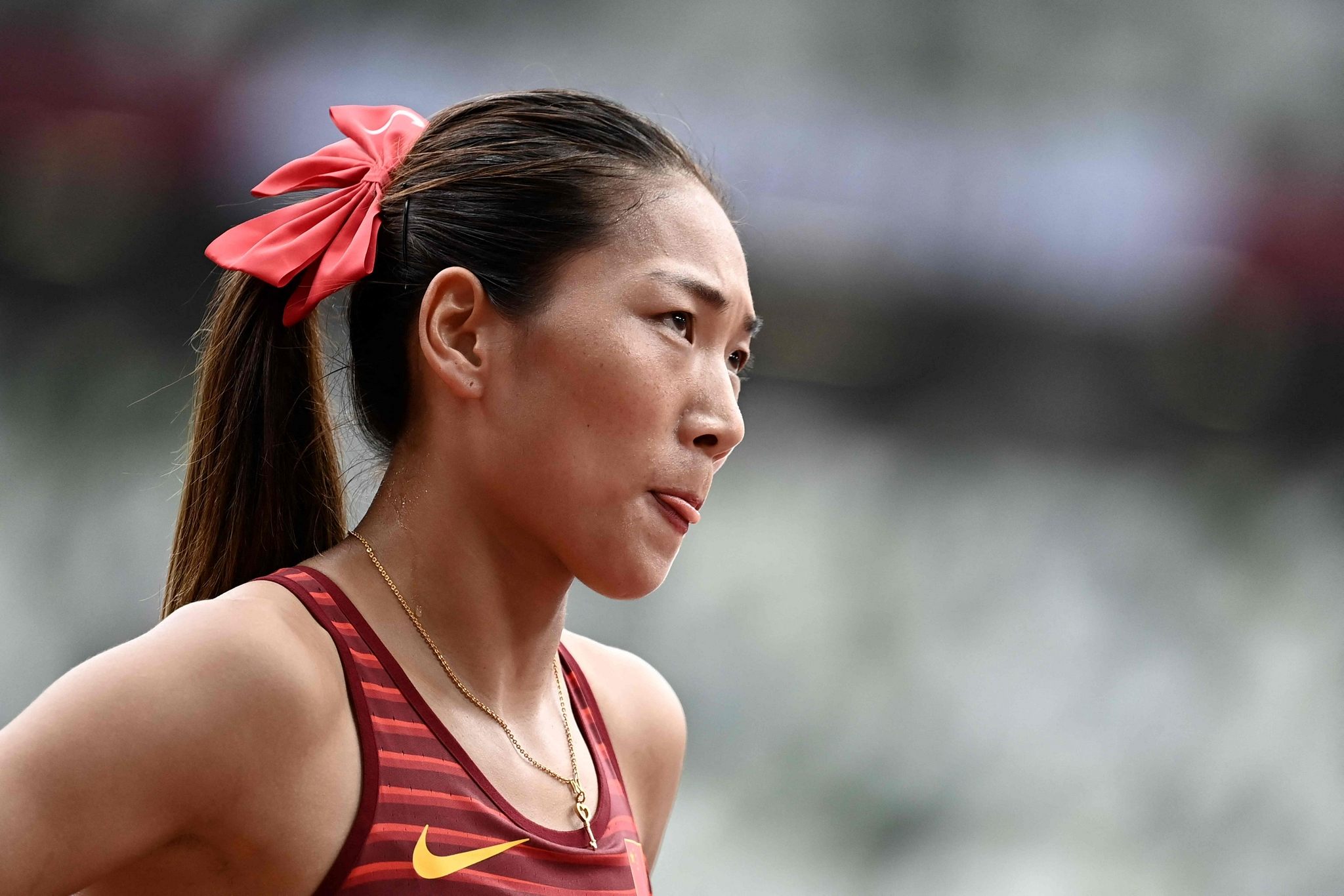 深一度王春雨的眼泪中夹杂着中国田径的喜悦与不甘