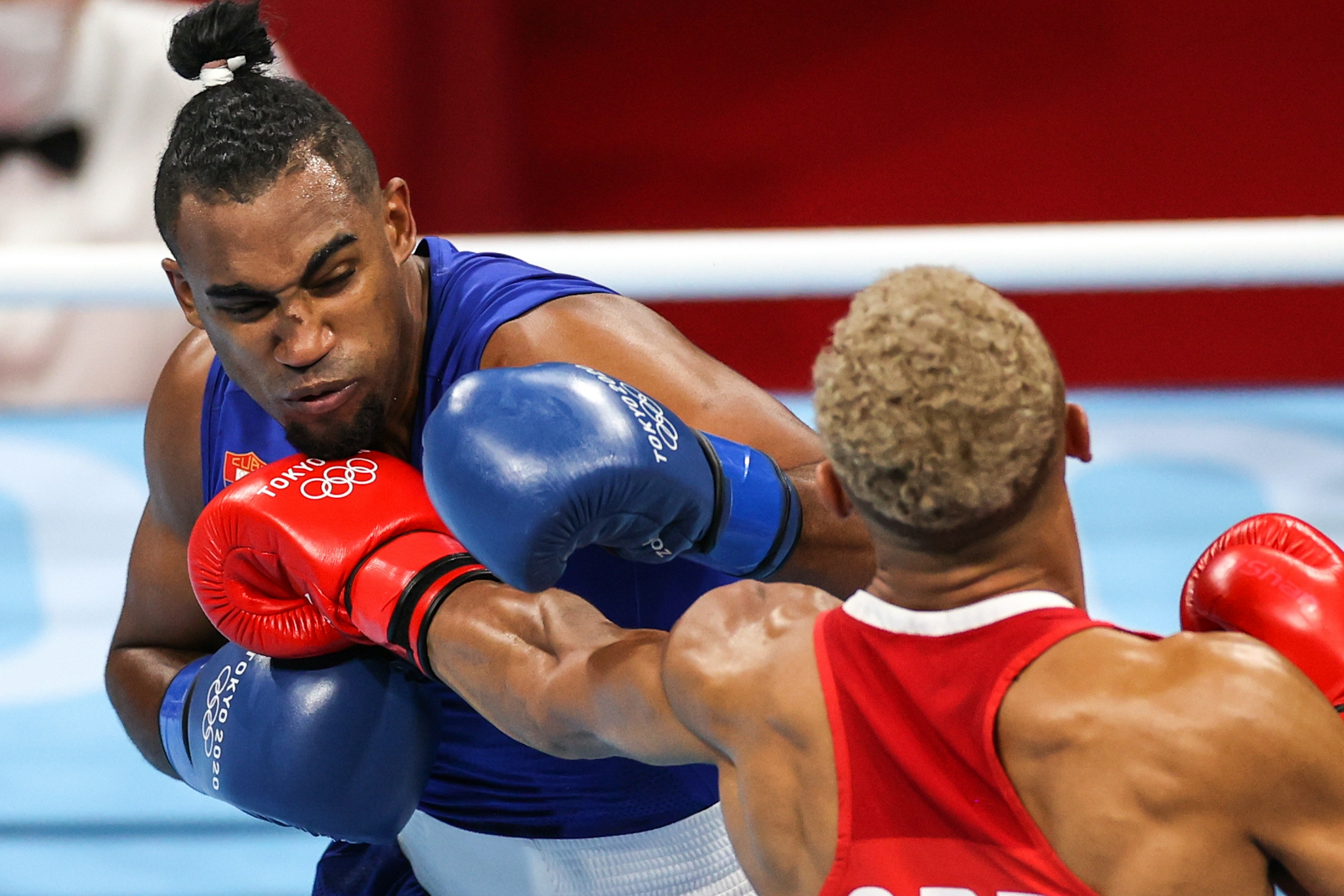 拳击——男子81公斤级:古巴选手夺冠|古巴|洛佩兹|拳击_新浪新闻