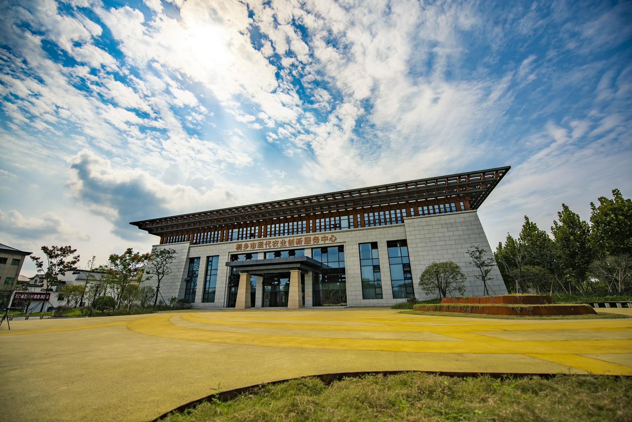 悠悠石门湾,乡村新蝶变,农耕历史悠久的石门镇作为桐乡市农业经济开发