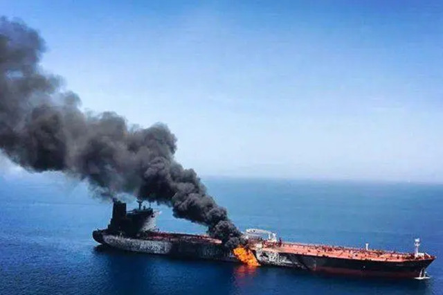 油轮频繁遇袭加剧中东火药味 伊朗新总统上任“三把火”？