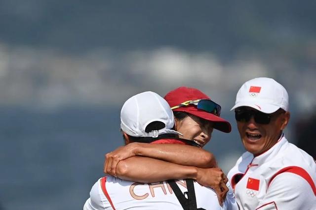 《义勇军进行曲》在日本江之岛奏响休闲区蓝鸢梦想 - Www.slyday.coM