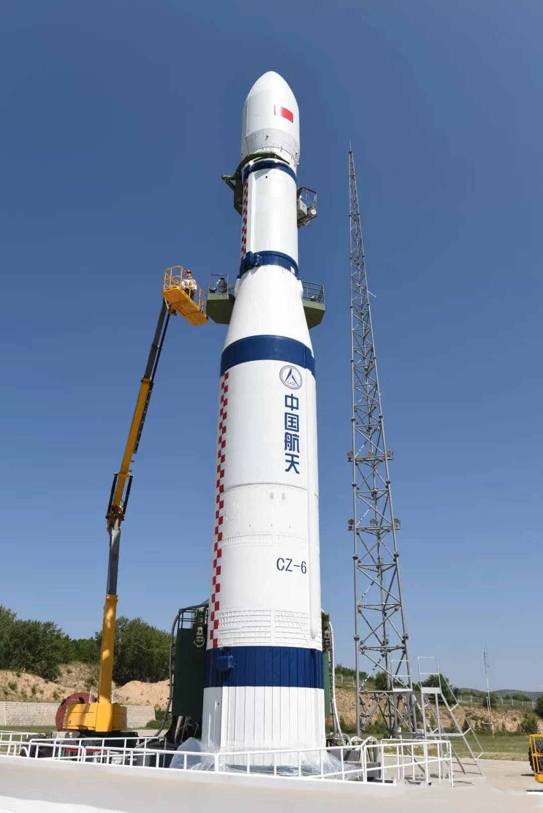 长征六号运载火箭发射，2颗多媒体贝塔试验卫星进入预定轨道