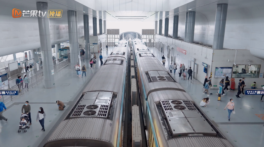 我在他乡挺好的终于撑起了季风剧场的质感