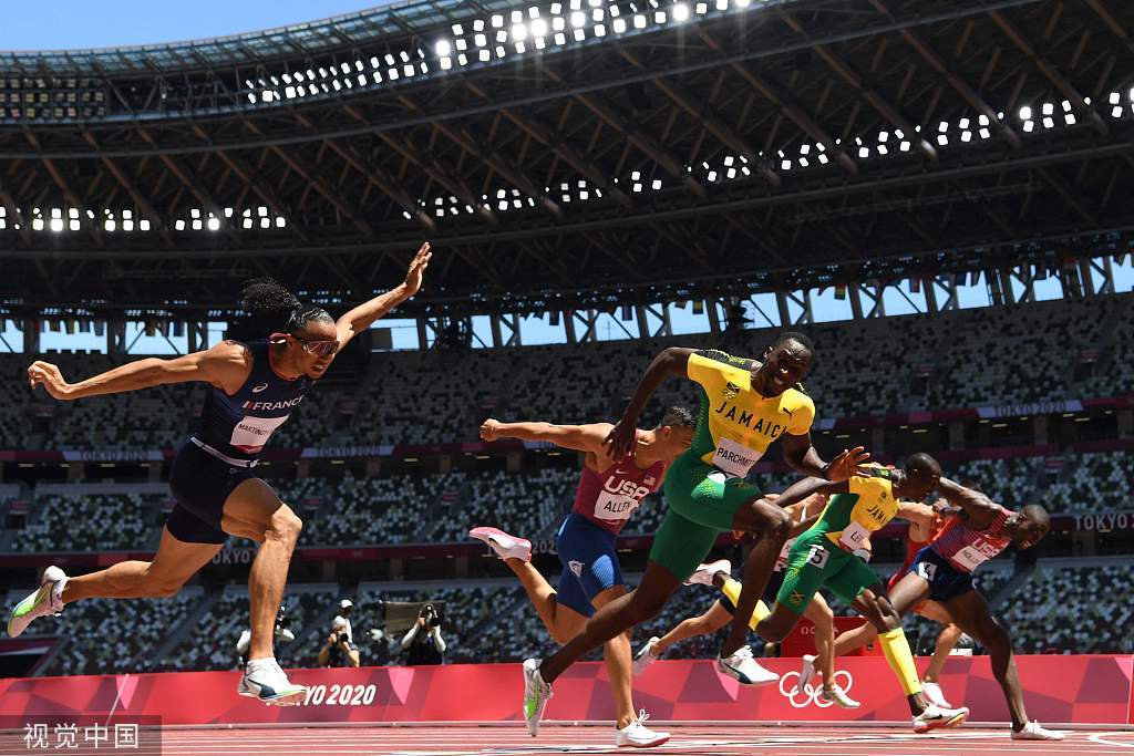 奥运男子110米栏决赛 牙买加名将夺冠美国摘银牌