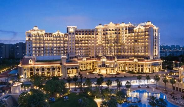 上海顾客吐槽酒店加被子要收380元,酒店回应加床才有被子遭调侃休闲区蓝鸢梦想 - Www.slyday.coM