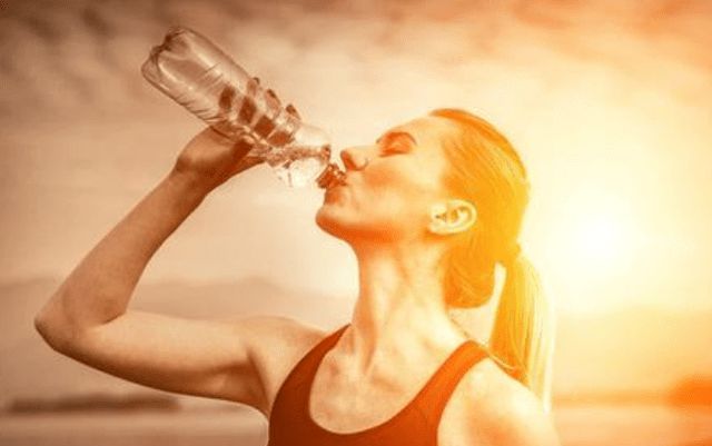 喝水提升运动状态