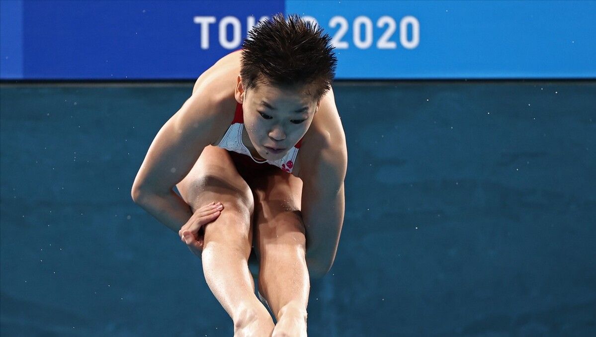 14岁全红婵10米台夺冠,7名裁判全给10分破纪录|裁判|满分|跳水界_新浪