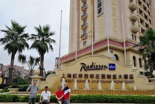 上海顾客吐槽酒店加被子要收380元,酒店回应加床才有被子遭调侃休闲区蓝鸢梦想 - Www.slyday.coM