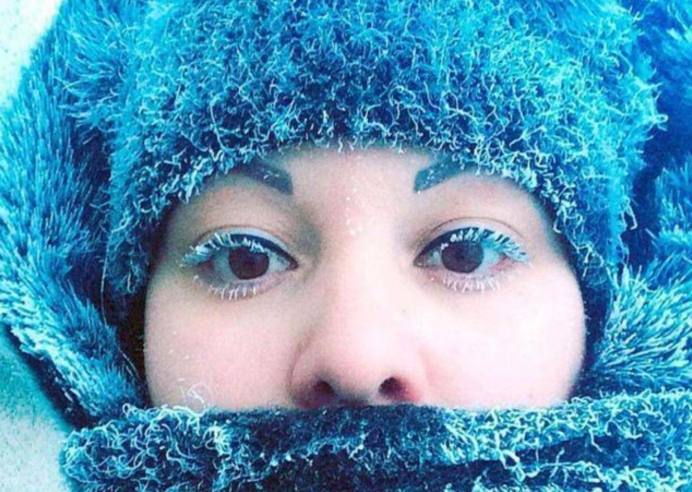 在30的雪坑里冻成硬块美国女子能被救活冷冻人复活有望