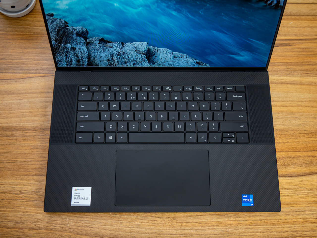 移动生产力中的利器全新戴尔xps17评测