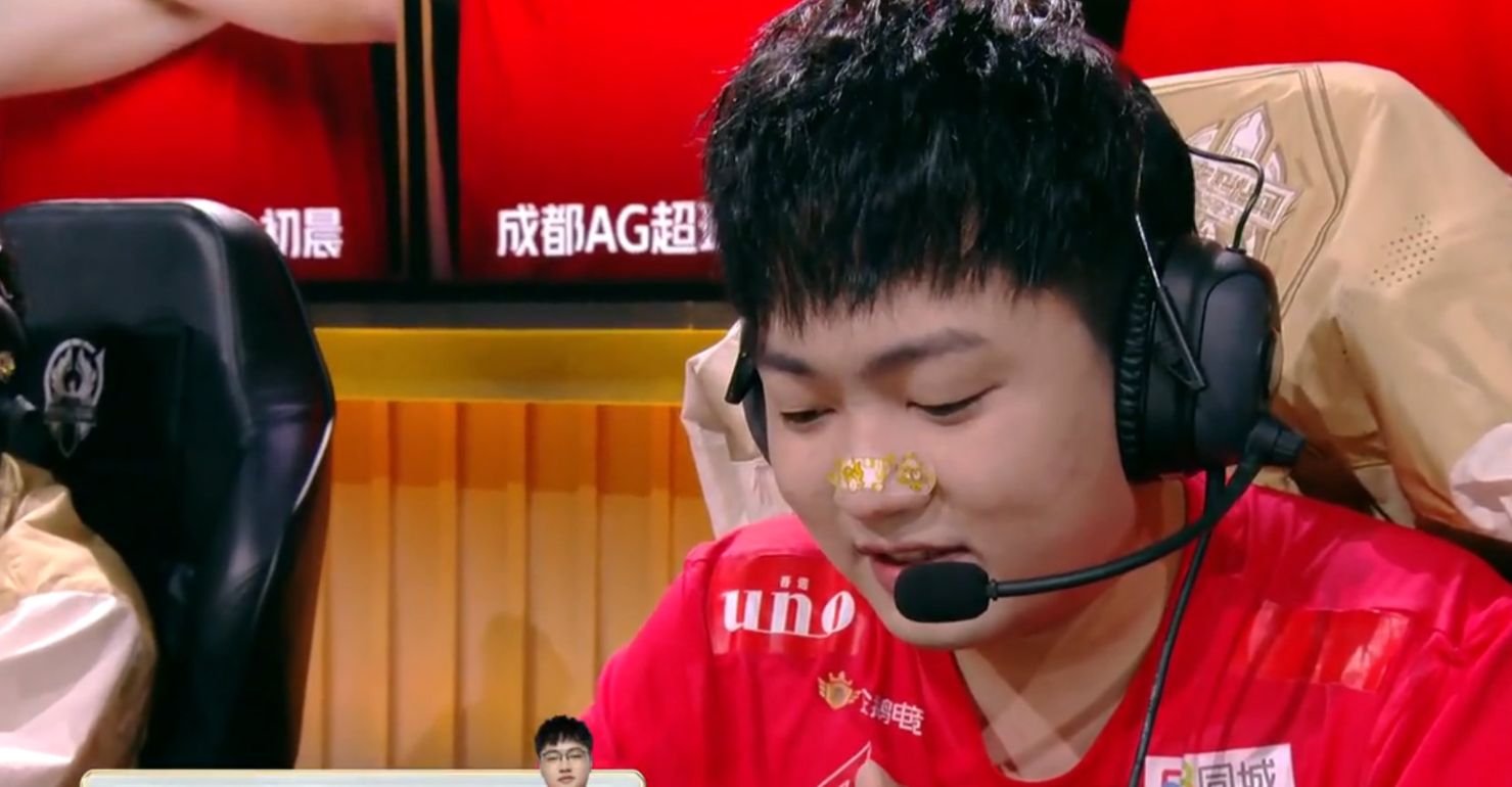 ag爱思声称要画上完整的句号再次暗示退役月光大可放心