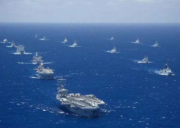枢密院十号中俄各扇了美国海军一记耳光