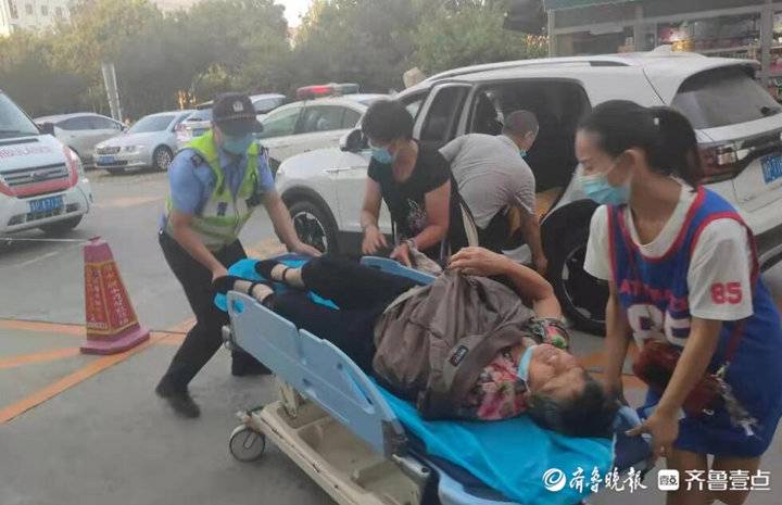 疾速9分钟！老人急需送医，聊城街头警车引路一路飞驰休闲区蓝鸢梦想 - Www.slyday.coM