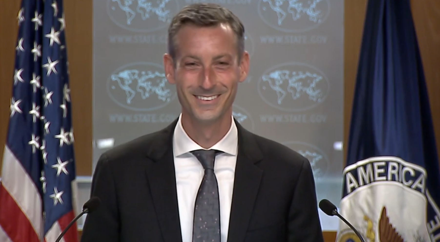 美国国务院发言人内德·普赖斯 图源:视频截图