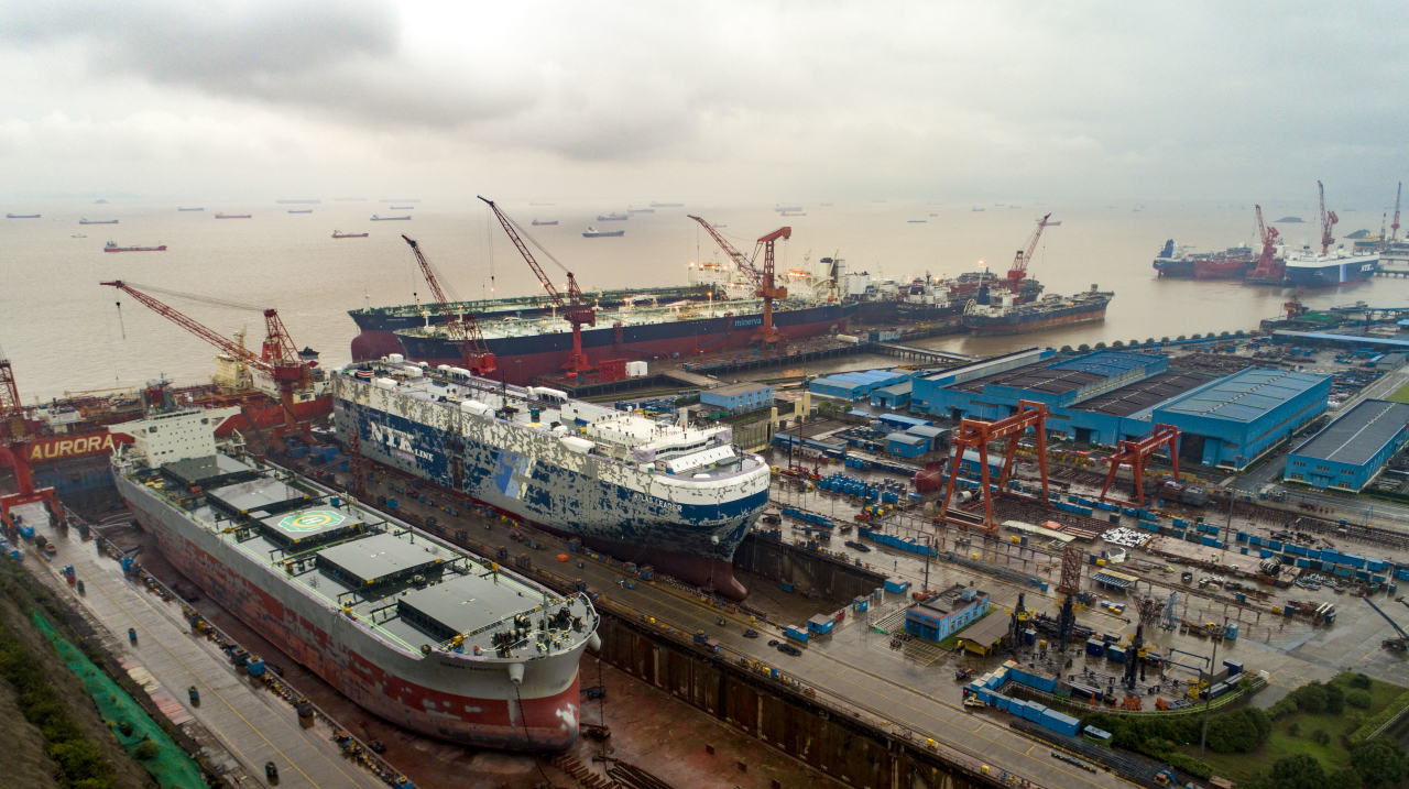 万邦船舶重工(舟山)有限公司内的船舶修造场景 拍友 席彦军 摄