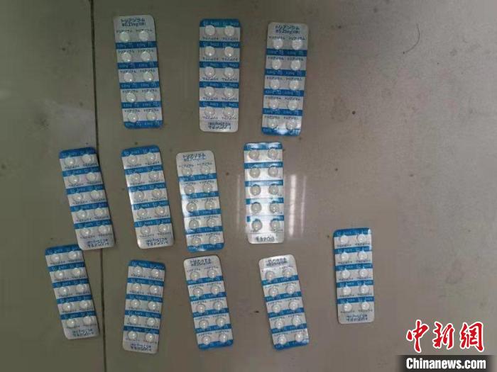 四川绵阳警方破获一起走私贩卖精麻药品案 抓获9名犯罪嫌疑人