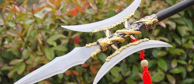 三国第一猛将吕布的武器方天画戟竟然不知所踪,无人交代?|吕布|方天|赤兔马_新浪新闻