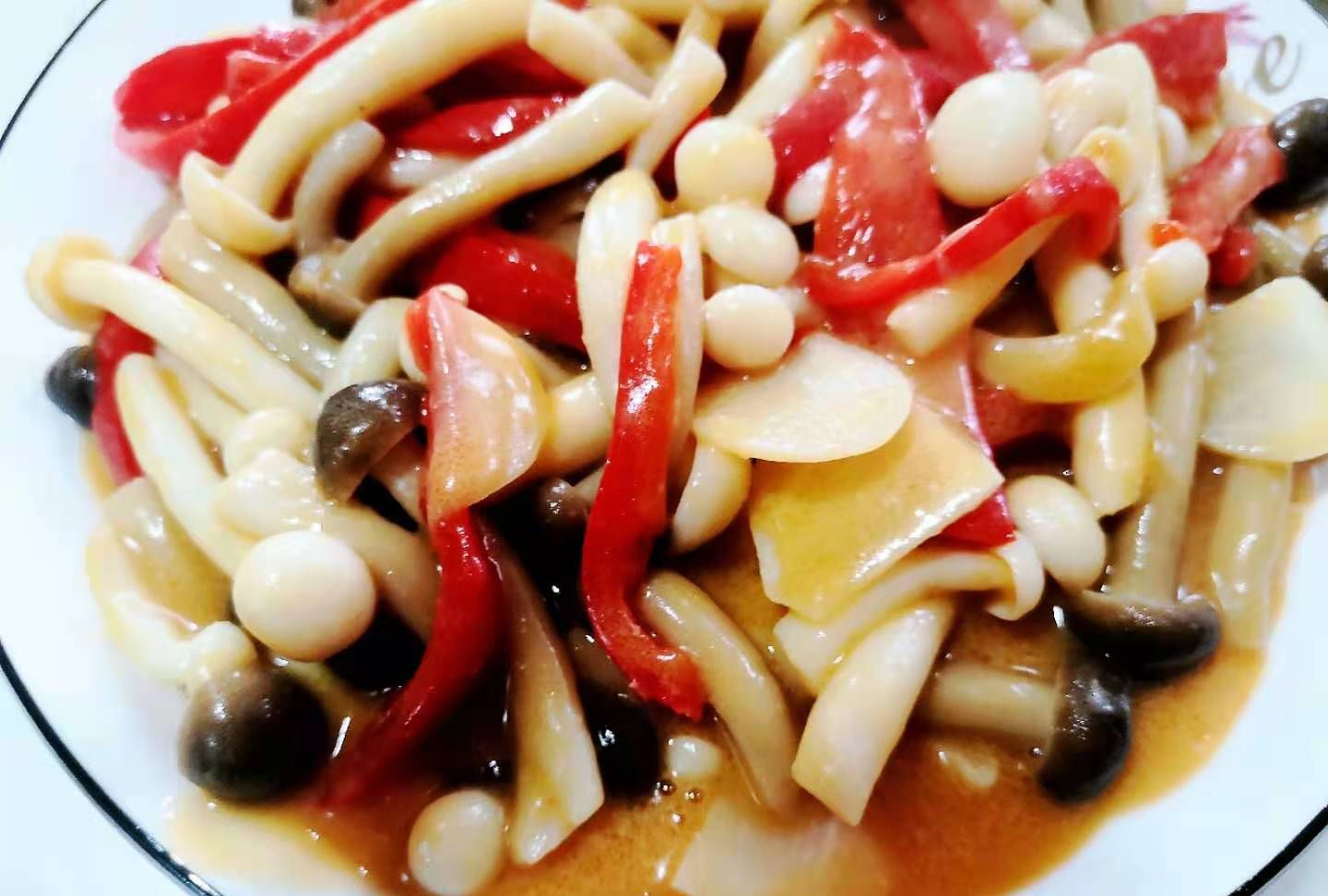 究竟是什么神仙美味,吃再多也不怕胖|蟹味菇|白玉菇|彩椒_新浪新闻