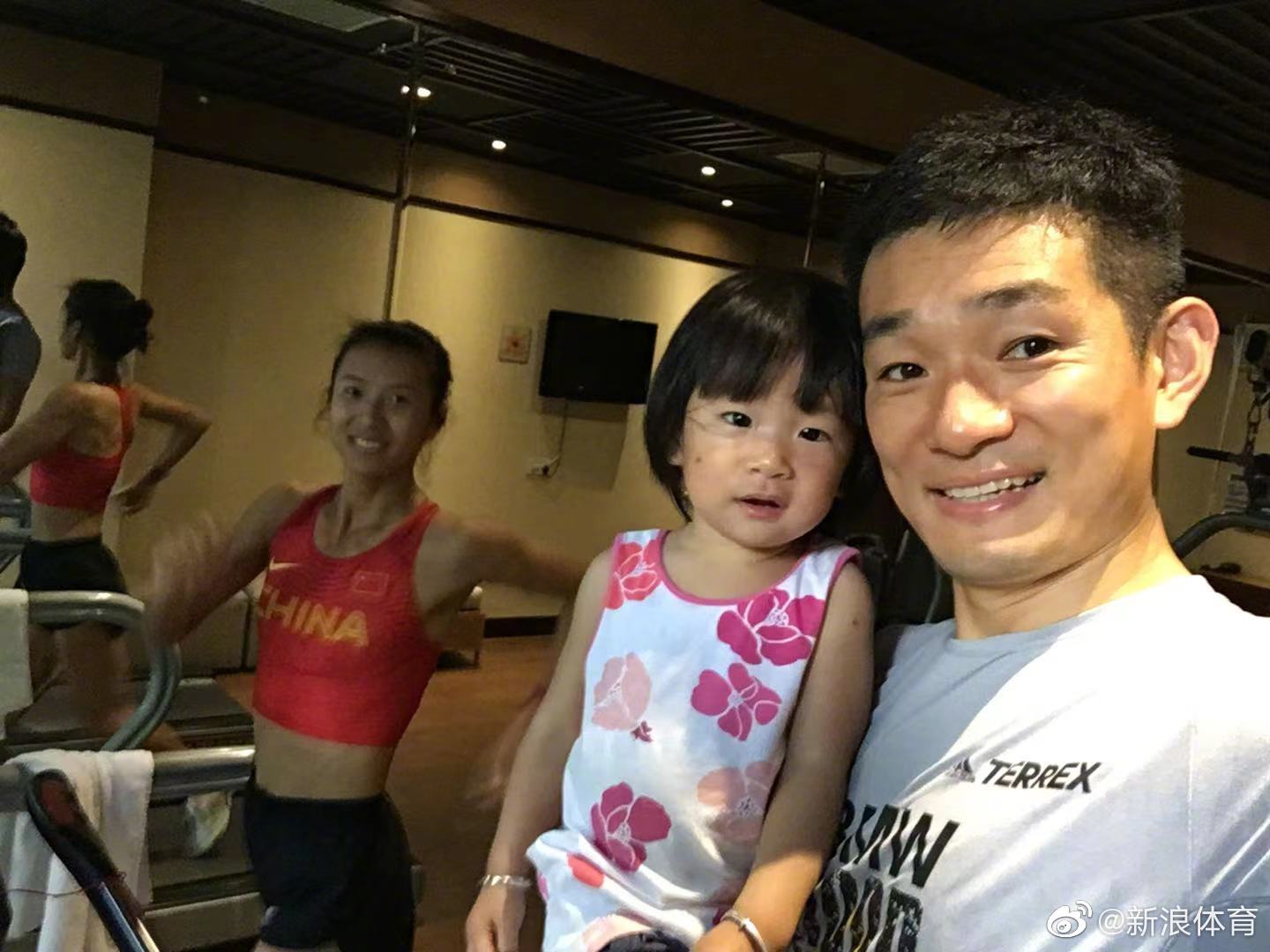 16年里约奥运夺金后,@刘虹竞走 选择淡出赛场,结婚生子