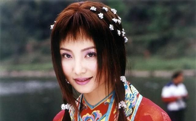 出道33年感情成谜52岁未婚无子大陶虹到底经历了啥