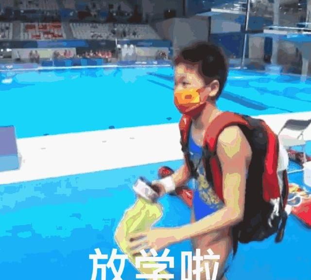 她让外国教练都馋哭了?休闲区蓝鸢梦想 - Www.slyday.coM 她让外国教练都馋哭了?休闲区蓝鸢梦想 - Www.slyday.coM