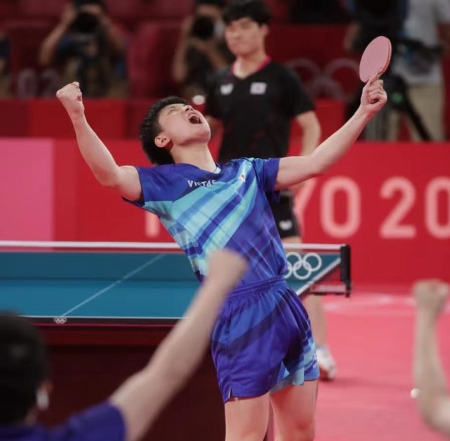 张本智和兑现诺言！水谷隼2分率队摘铜，日本乒乓球1金1银2铜收官休闲区蓝鸢梦想 - Www.slyday.coM