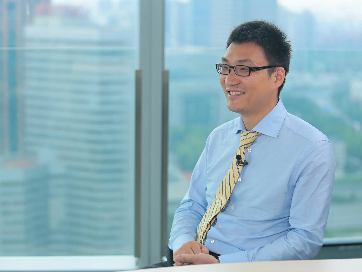 不过黄峥没有,他退休之后可能更忙,因为他要去当科学家了.