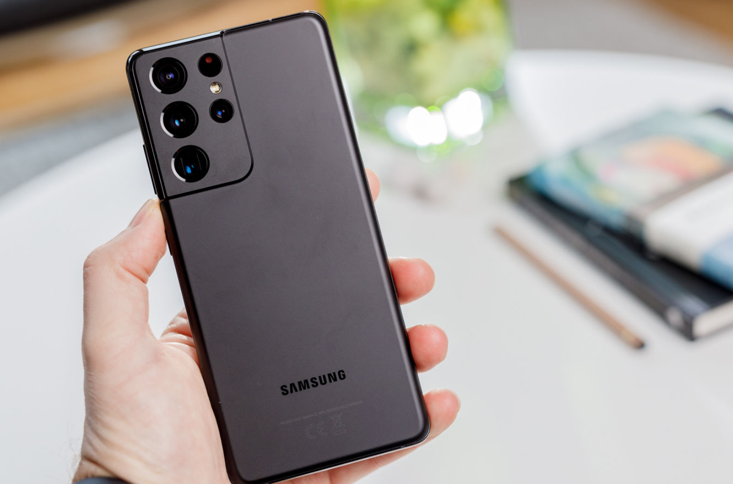 2021年最佳拍照手机4款拍照令人惊叹的手机镜头丝毫不妥协