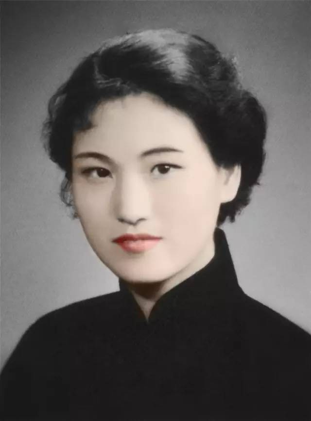 在王文娟知道自己要演林黛玉的时候就暗暗下决心,势必要将这一个经典