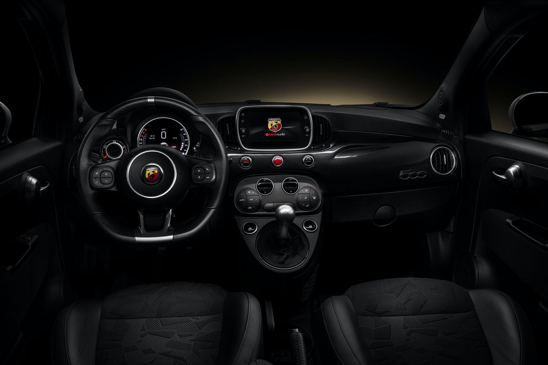 ȫ2000̨ Abarth 595رۼ۹