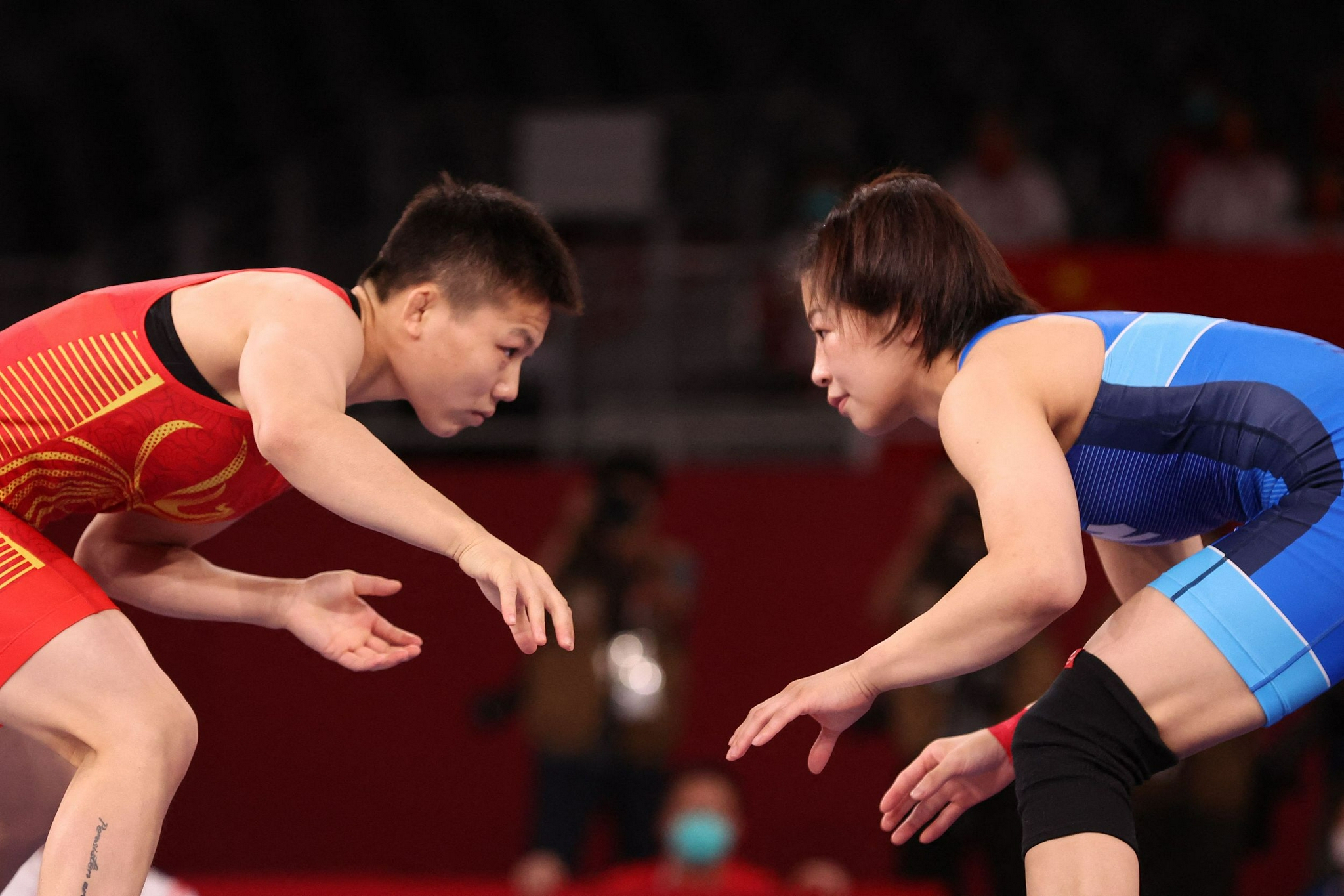 庞倩玉获得东京奥运会摔跤女子自由式53公斤级银牌