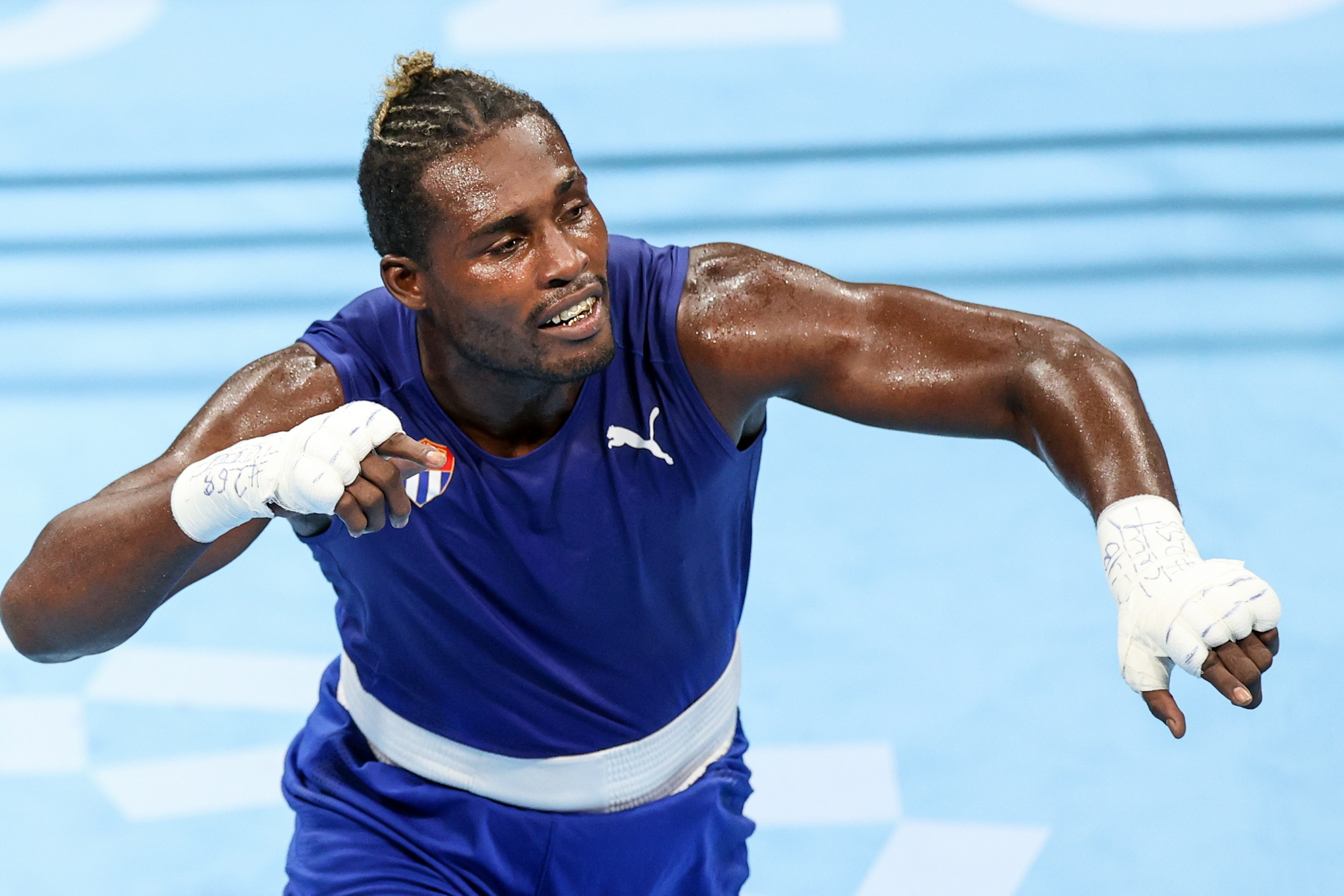 拳击——男子91公斤级决赛:古巴选手拉·克鲁兹夺冠