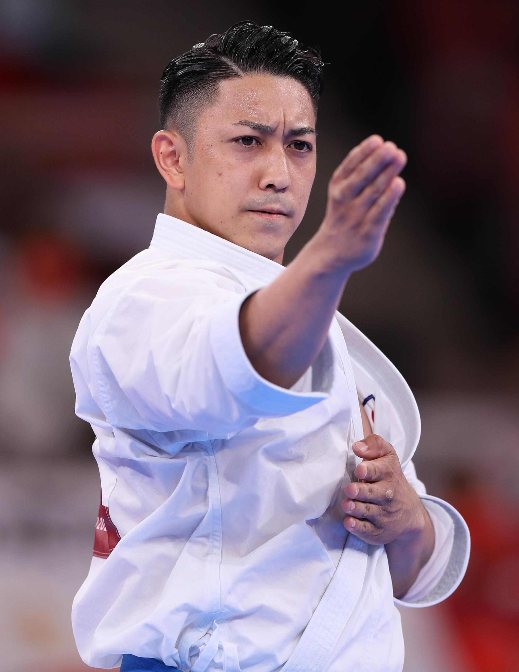 空手道日本选手获男子个人型项目金牌