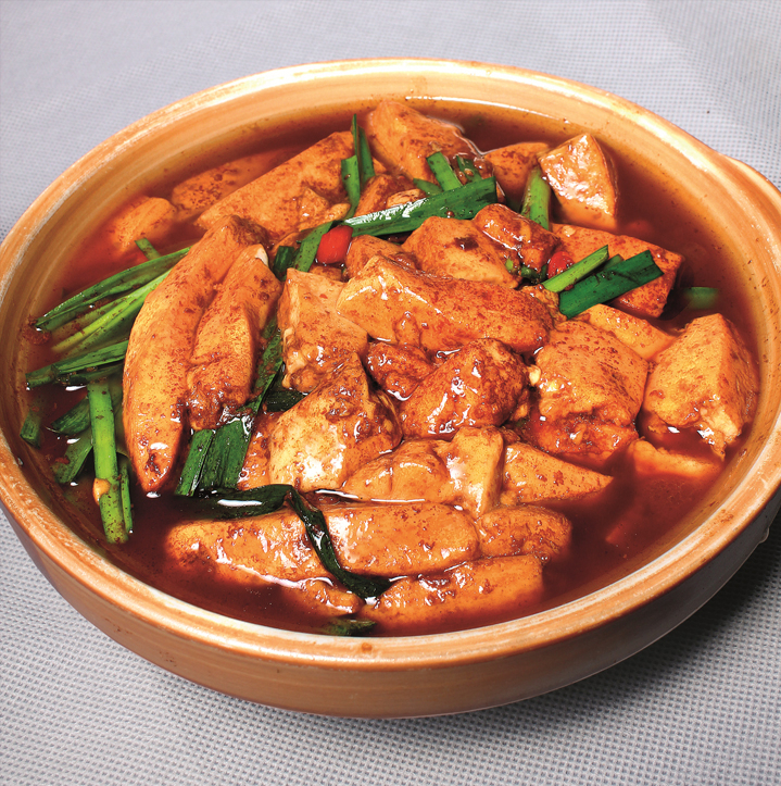 酱焖豆腐,简单方便的家常小菜,步骤少好成功,新手也能做得好吃