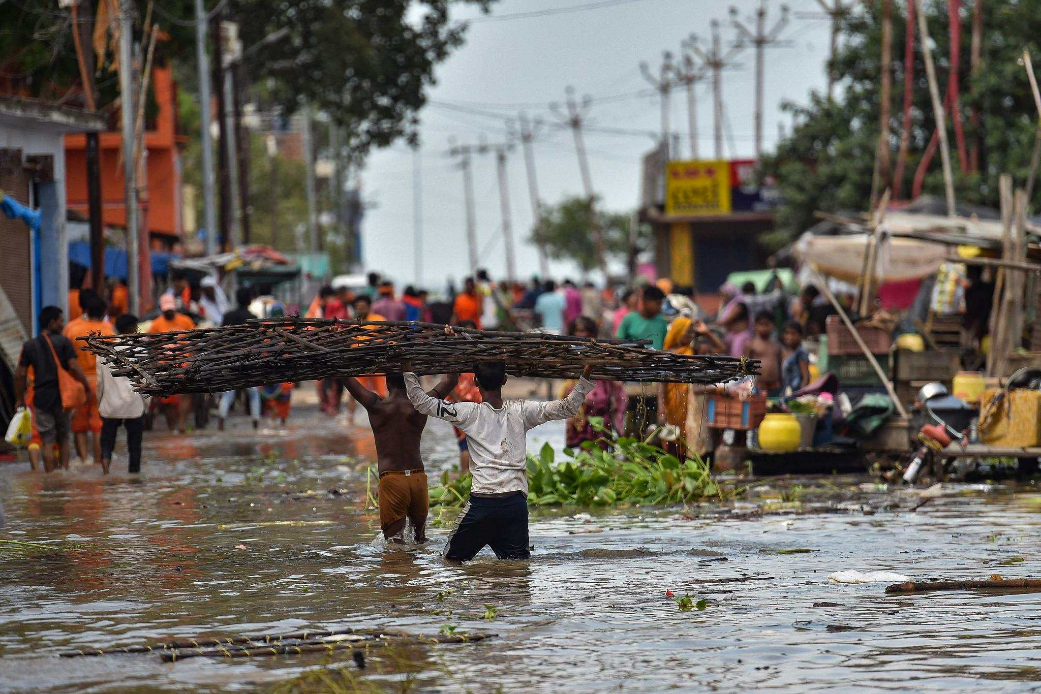 印度洪灾图片