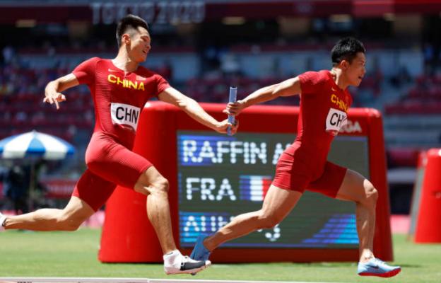 乒乓球接力比赛怎么玩 乒乓吧同学怎么玩